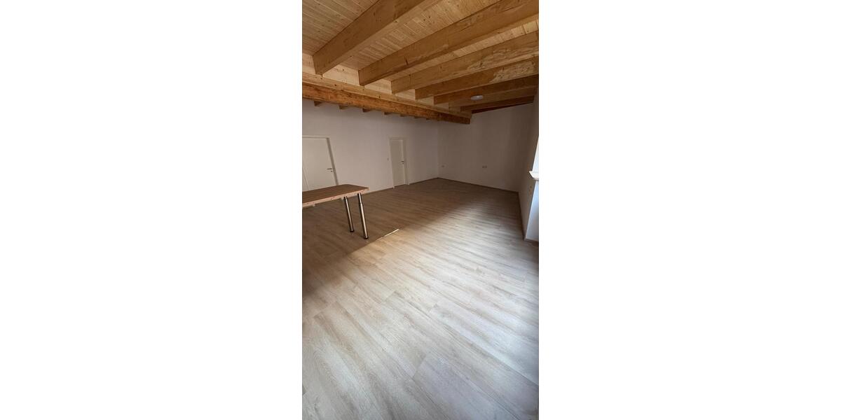 Erdgeschoßwohnung Beverungen - 4 Zimmer, 85 m&sup2;, 680&euro; | Angebot:26491229