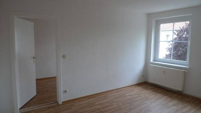 Etagenwohnung Schenkendöbern Groß Gastrose - 3 Zimmer, 60 m&sup2;, 335&euro; | Angebot:25677621