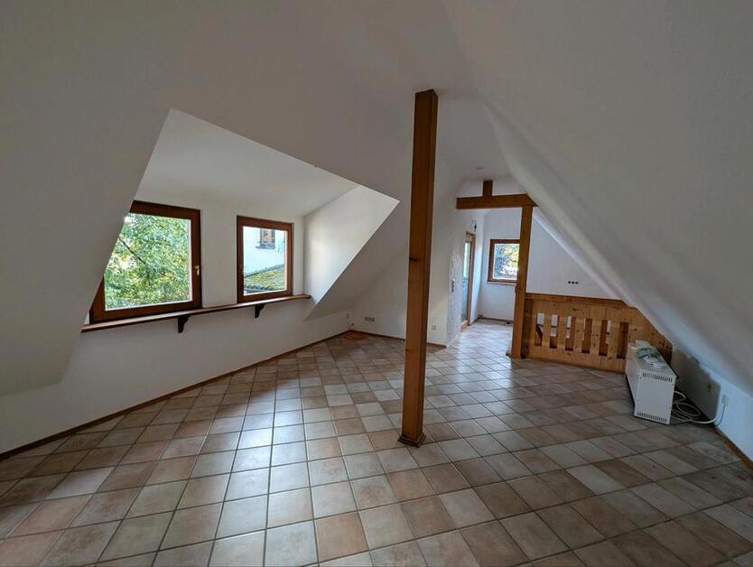 Charmante StudioWohnung mit Balkon in Marloffstein - sofort frei