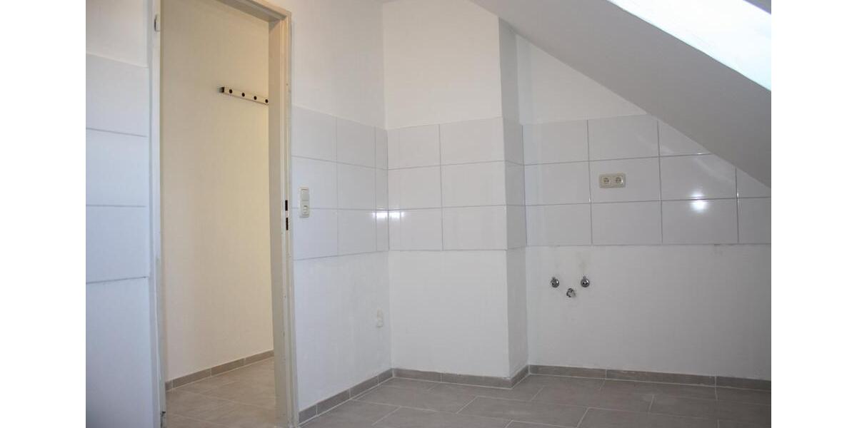 2-Zimmer DG Wohnung in 64832 2 zimmer