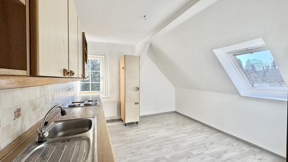 Dachgeschoßwohnung Bad Sachsa - 5 Zimmer, 99 m&sup2;, 650&euro; | Angebot:25375268