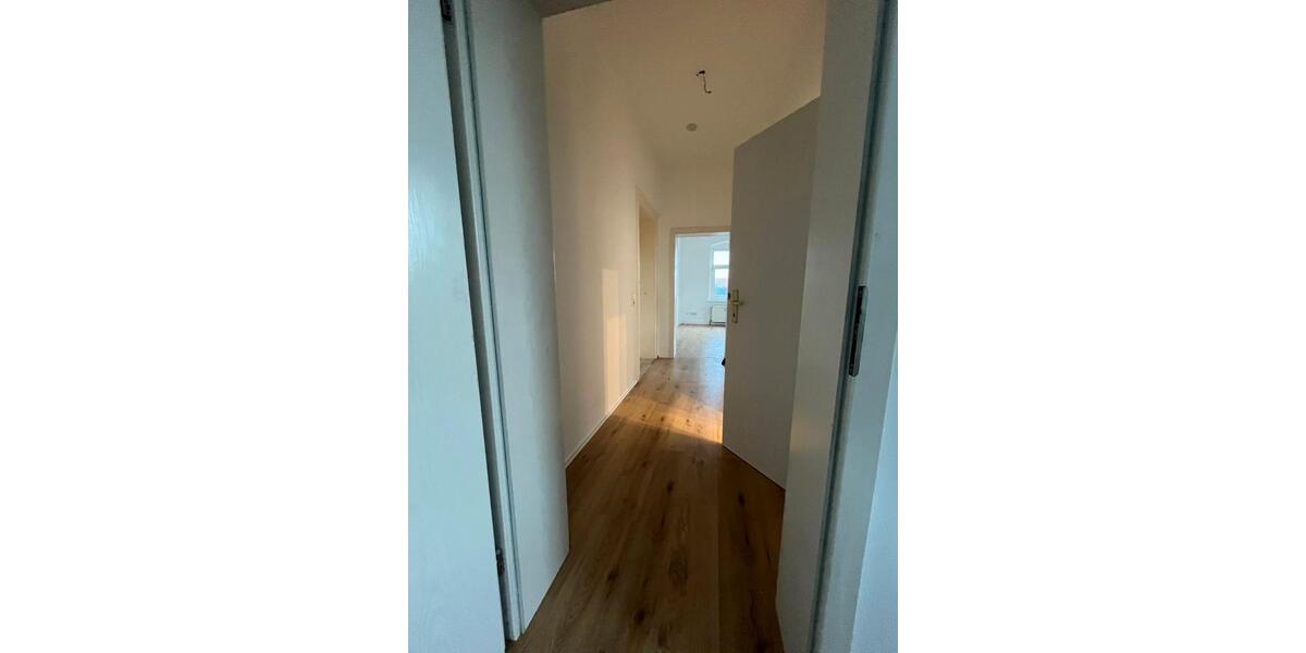 Etagenwohnung Heidenau - 3 Zimmer, 60 m&sup2;, 590&euro; | Angebot:26560787