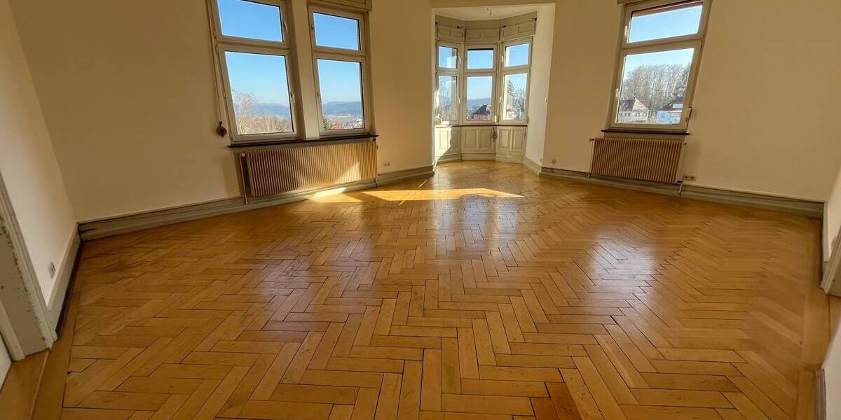 Gewerbeobjekt Rottweil - 6 Zimmer, 199 m&sup2;, 1.400&euro; | Angebot:25820683