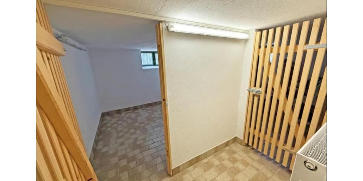 Erdgeschoßwohnung Beilngries - 3 Zimmer, 75 m&sup2;, 750&euro; | Angebot:25995132