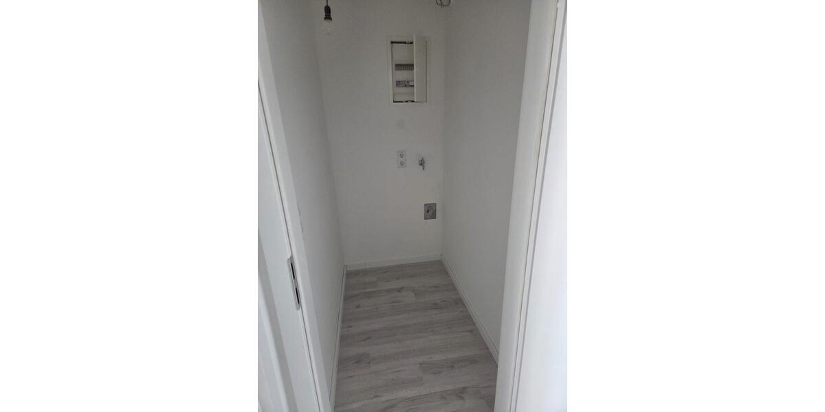 Etagenwohnung Schöningen - 2 Zimmer, 80 m&sup2;, 640&euro; | Angebot:26373253