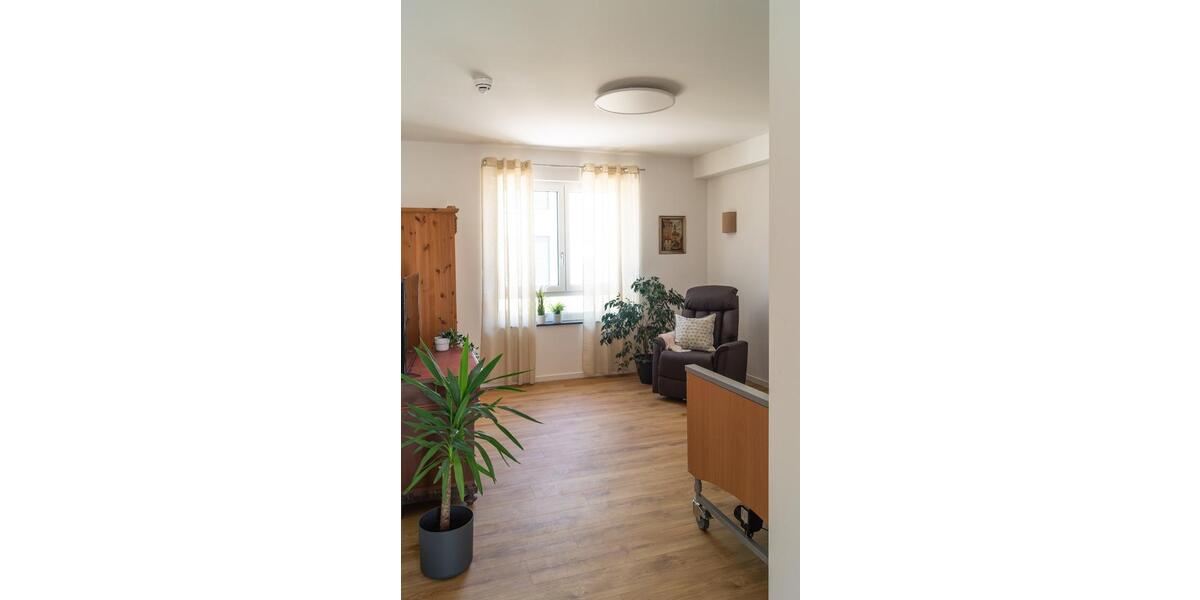 ***Ihr Pflegeappartement*** Komfortabel Wohnen in einer Ambulant Betreuten Senioren-WG 1 zimmer