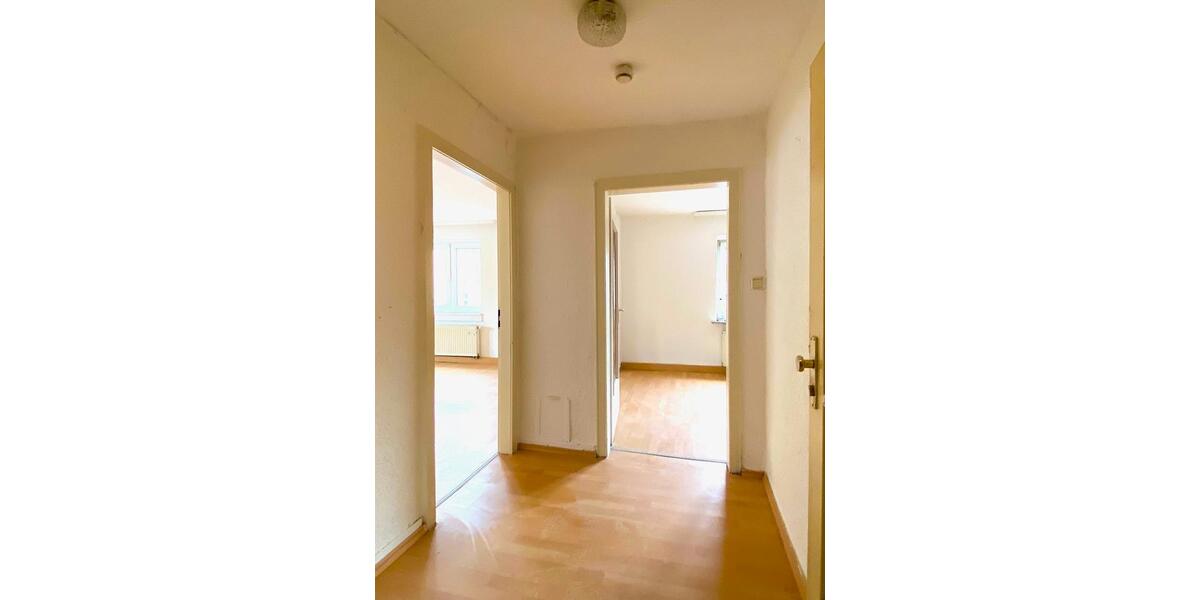 Etagenwohnung Grünberg - 4 Zimmer, 120 m&sup2;, 1.015&euro; | Angebot:25055805