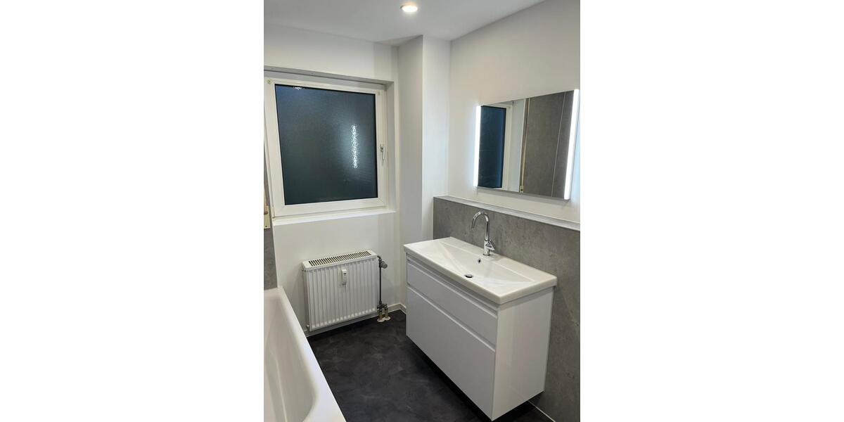 Etagenwohnung Offenbach am Main Bieber - 3 Zimmer, 95 m&sup2;, 1.400&euro; | Angebot:26648473