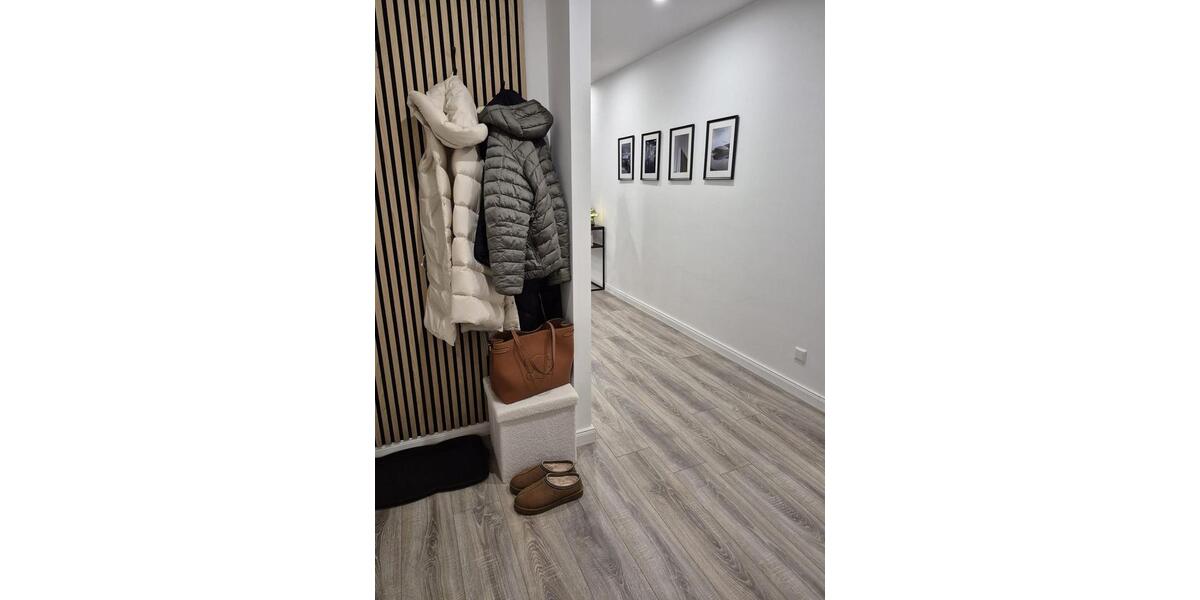 Wohnen auf Zeit Wolfsburg - 2 Zimmer, 60 m&sup2;, 1.375&euro; | Angebot:25963962