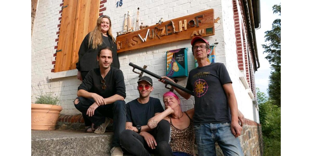 Wohnen auf Zeit Windeck - 1 Zimmer, 250 m&sup2;, 250&euro; | Angebot:23635643