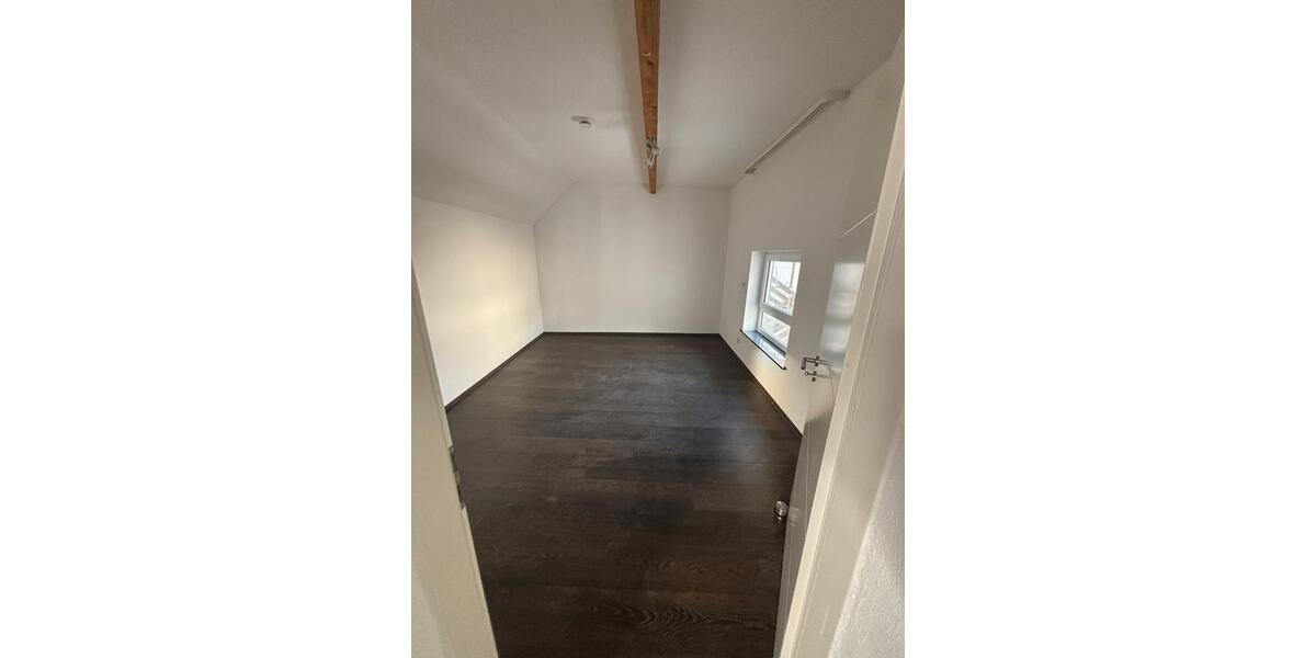Einfamilienhaus Pohlheim - 3.5 Zimmer, 117 m&sup2;, 1.250&euro; | Angebot:26395102