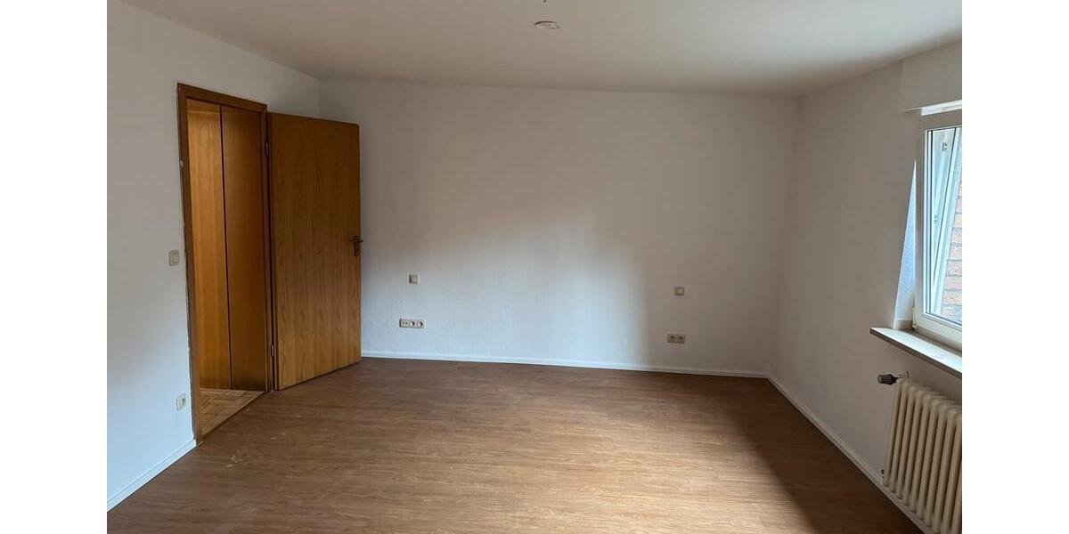 Erdgeschoßwohnung Essen Stadtbezirk IV - 2 Zimmer, 74 m&sup2;, 790&euro; | Angebot:26522793