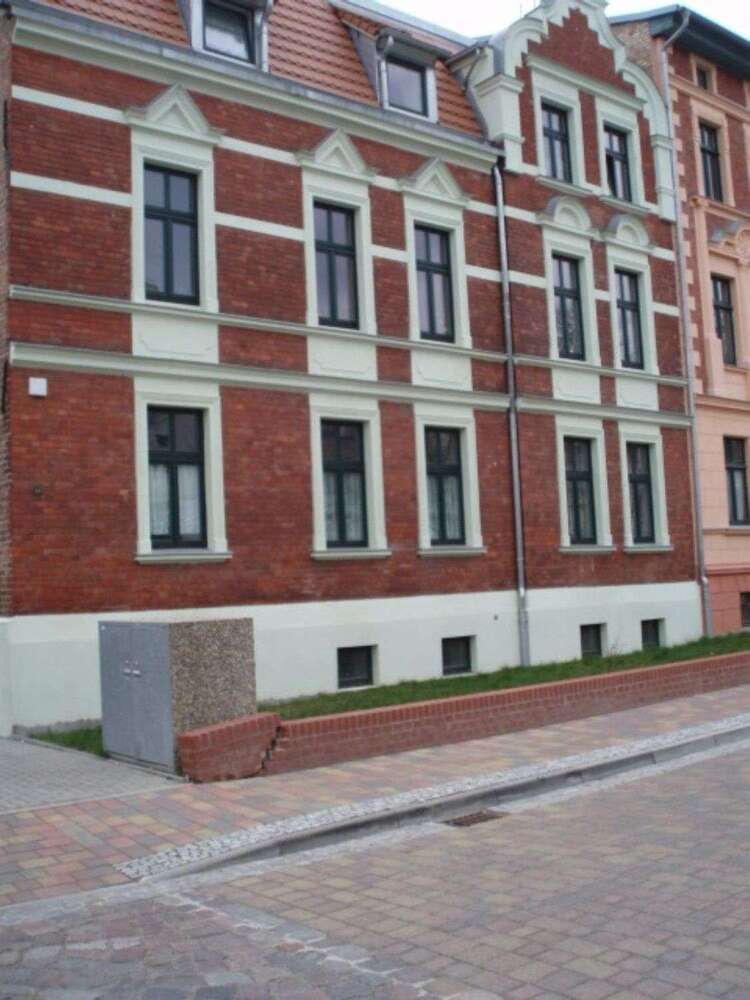 Wohnung zum Mieten in Pasewalk 293,09 € 41.87 m²