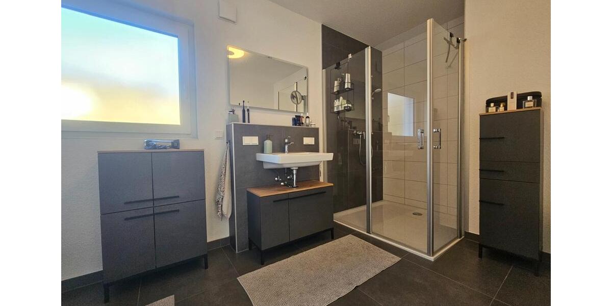 Einfamilienhaus Neunkirchen - 3 Zimmer, 113 m&sup2;, 1.330&euro; | Angebot:24689074