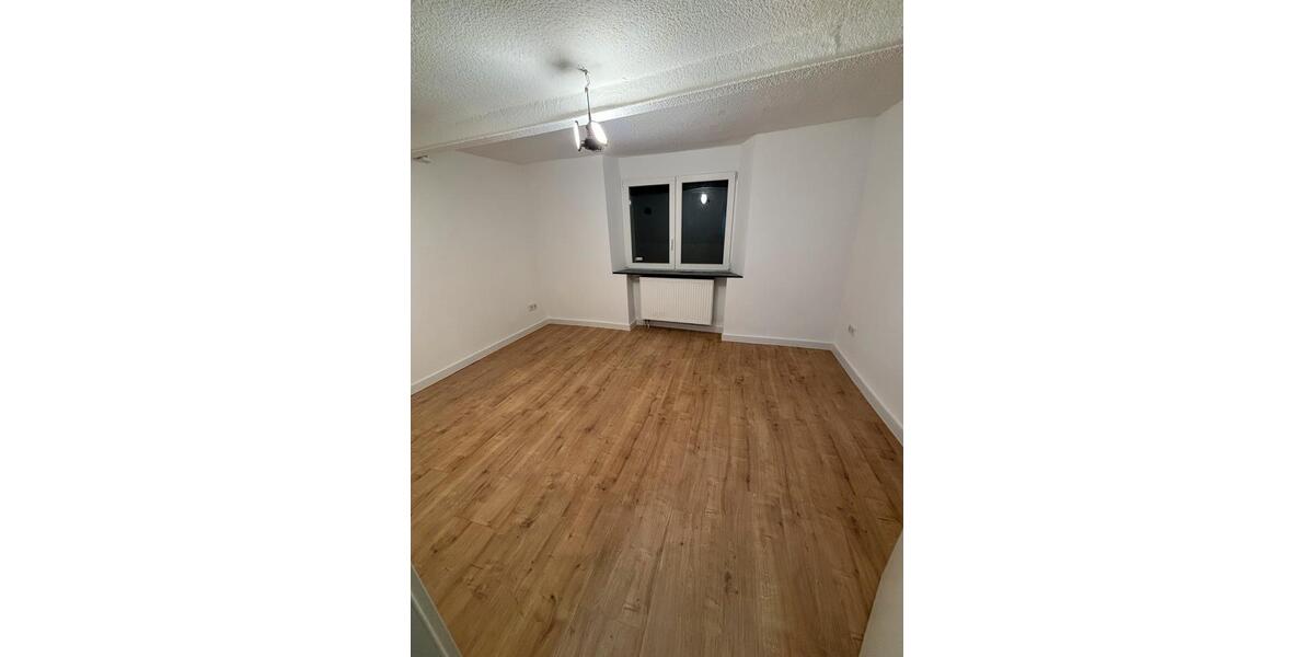 Einfamilienhaus Norheim - 3 Zimmer, 85 m&sup2;, 900&euro; | Angebot:25715291