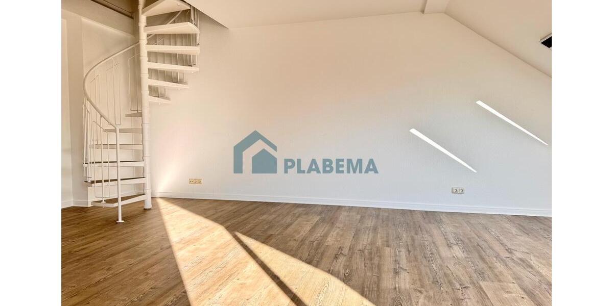 Dachgeschoßwohnung Schwerin Friedrichsthal - 4 Zimmer, 126 m&sup2;, 1.450&euro; | Angebot:24271386