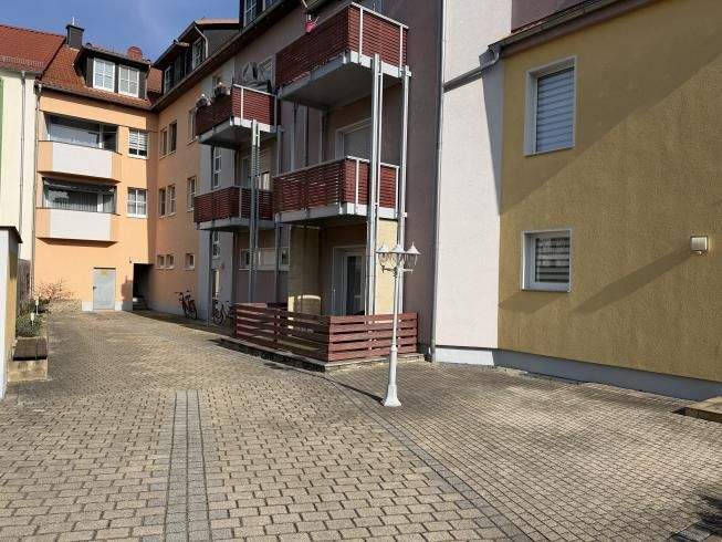 Etagenwohnung Oschersleben Oschersleben - 4 Zimmer, 110 m&sup2;, 640&euro; | Angebot:25749457