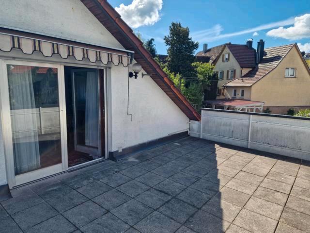 Dachgeschoßwohnung Villingen-Schwenningen Schwenningen - 4 Zimmer, 110 m&sup2;, 760&euro; | Angebot:26680575