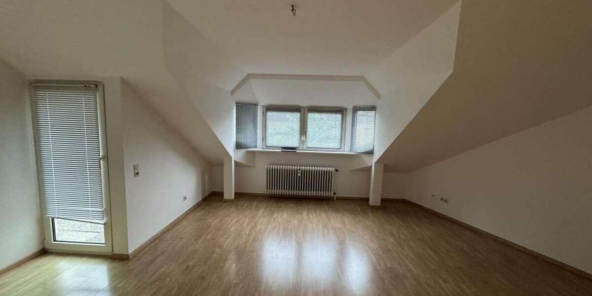 Etagenwohnung Donaueschingen - 4.5 Zimmer, 94 m&sup2;, 880&euro; | Angebot:26608353