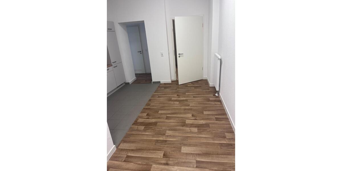 Erdgeschoßwohnung Greifswald - 3 Zimmer, 93 m&sup2;, 1.300&euro; | Angebot:26232566