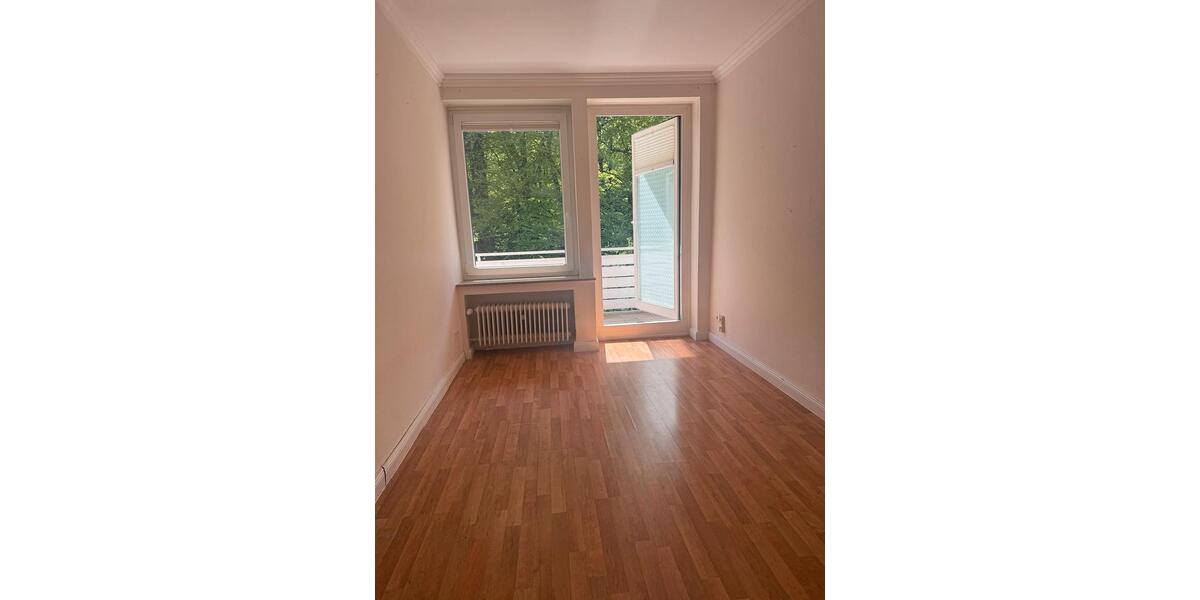 Etagenwohnung Sulingen - 3 Zimmer, 102 m&sup2;, 1.200&euro; | Angebot:26448333