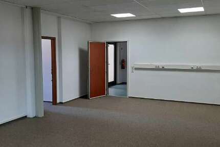 Büro in Pfullingen 375 € 74 m² zimmer