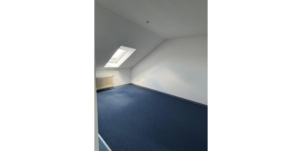 Etagenwohnung Wilhelmshaven Bant - 2 Zimmer, 30 m&sup2;, 250&euro; | Angebot:26763672