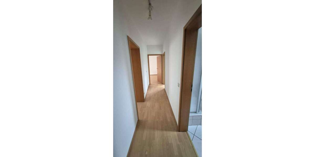 Etagenwohnung Eisenach - 2 Zimmer, 58 m&sup2;, 350&euro; | Angebot:26897433
