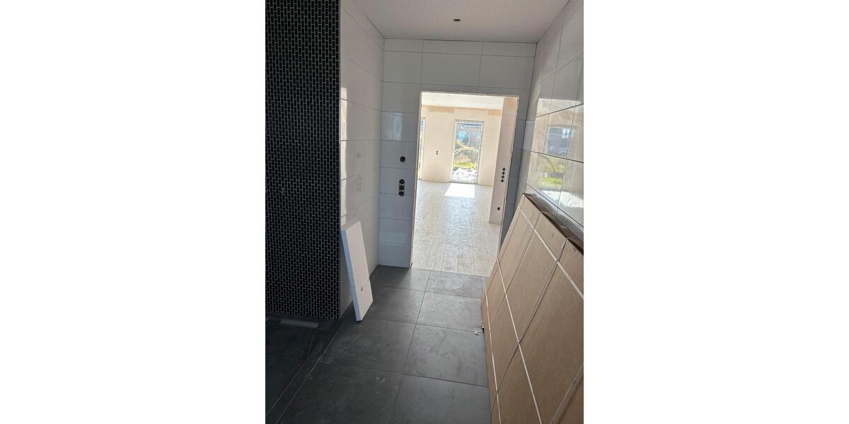 Doppelhaushälfte Wiesmoor - 3 Zimmer, 90 m&sup2;, 1.200&euro; | Angebot:25834106