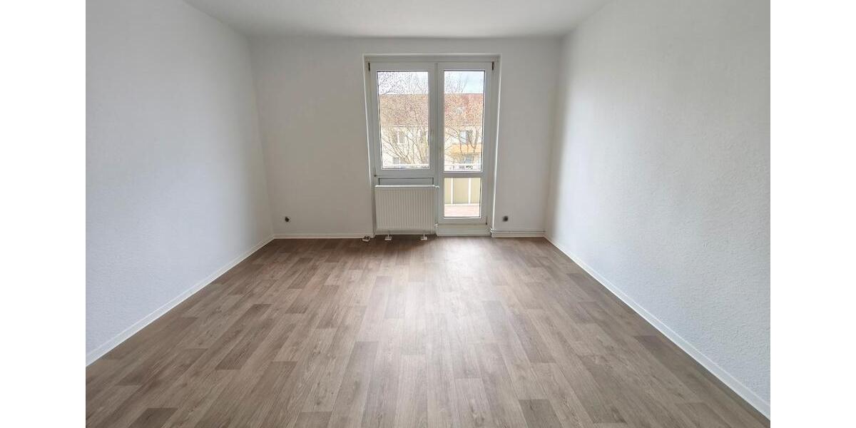 Etagenwohnung Merseburg - 2 Zimmer, 49 m&sup2;, 317&euro; | Angebot:25960072