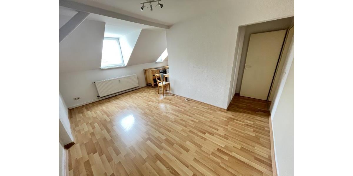Etagenwohnung Mittweida - 2 Zimmer, 32 m&sup2;, 260&euro; | Angebot:25974121