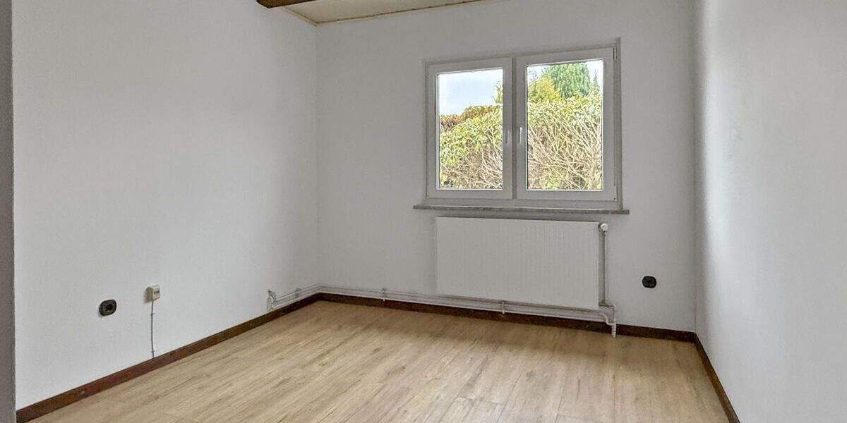 Bungalow Schleswig-Holstein Tangstedt - 4 Zimmer, 101 m&sup2;, 1.550&euro; | Angebot:24776303