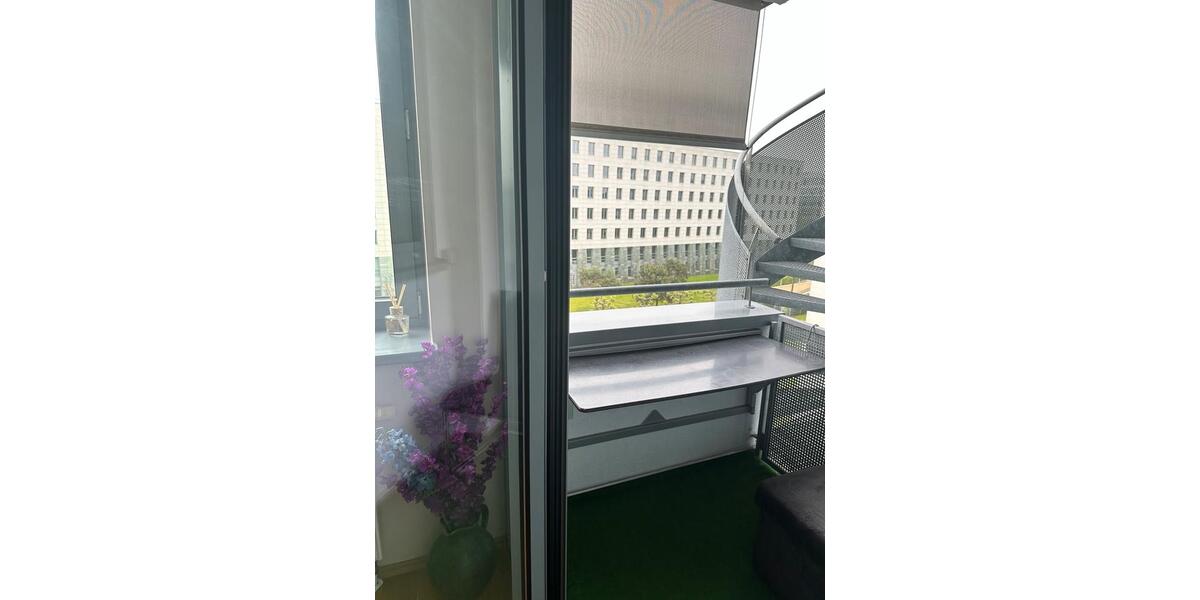 Etagenwohnung Düsseldorf Stadtbezirk 5 - 1 Zimmer, 40 m&sup2;, 1.479&euro; | Angebot:26483907