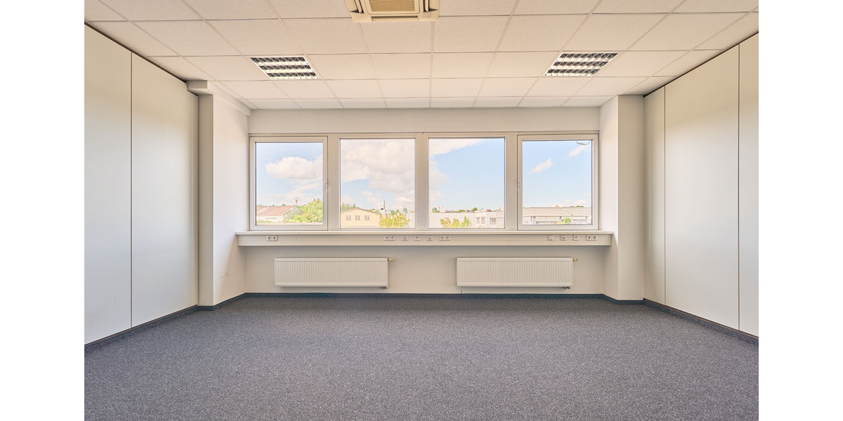 Gewerbeobjekt Öhringen - 2&euro; | Angebot:23811099