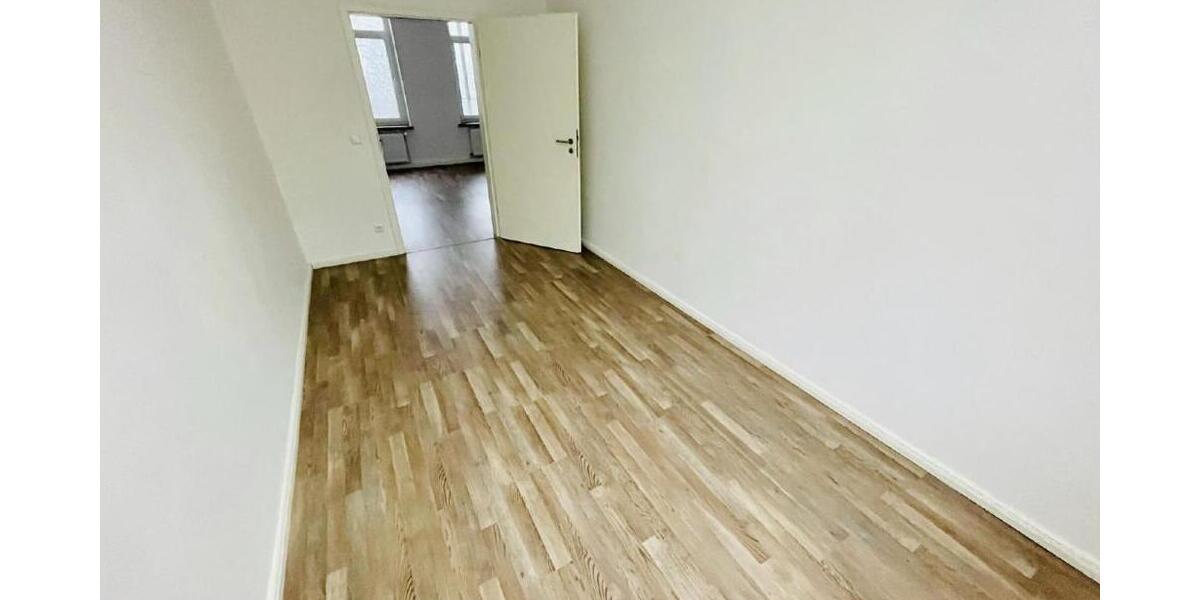 Modern sanierte 4 Raum-Wohnung mit Balkon und schickem Bad! - Etagenwohnung Gera Ostviertel | Angebot:26764737