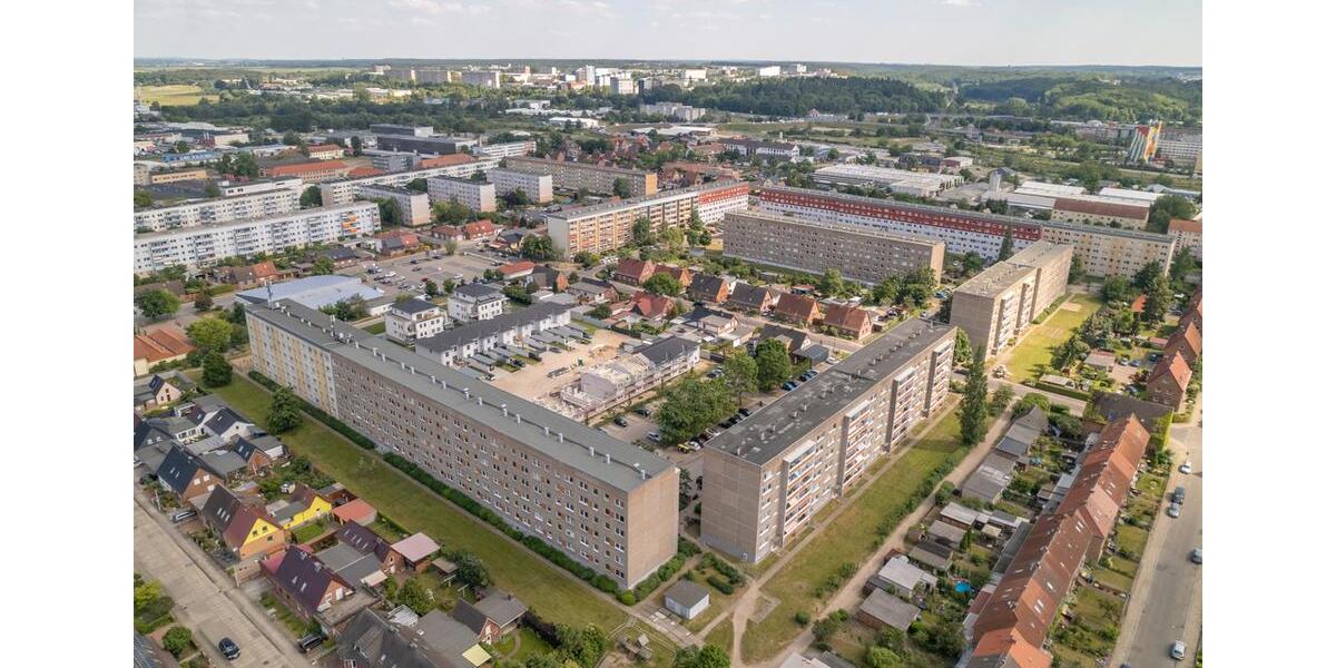 Etagenwohnung Neubrandenburg Datzeberg - 3 Zimmer, 63 m&sup2;, 314&euro; | Angebot:26278038