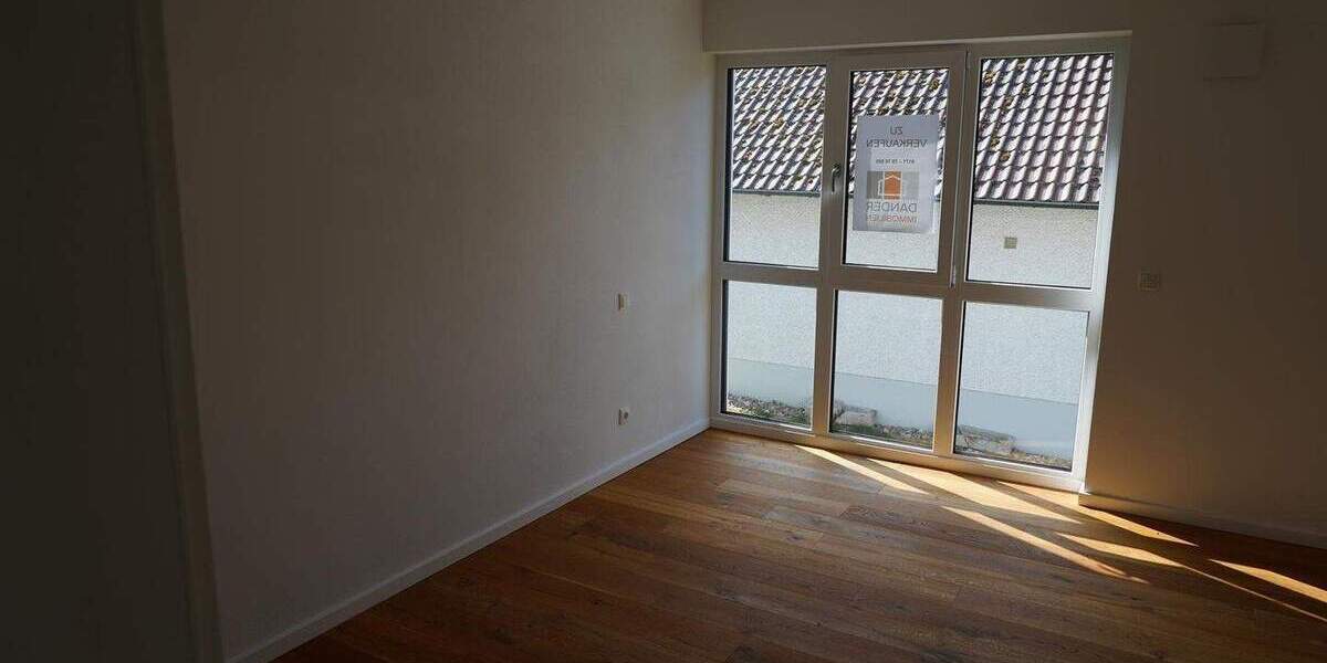 Etagenwohnung Straubing Alburg - 2 Zimmer, 79 m&sup2;, 710&euro; | Angebot:26155297
