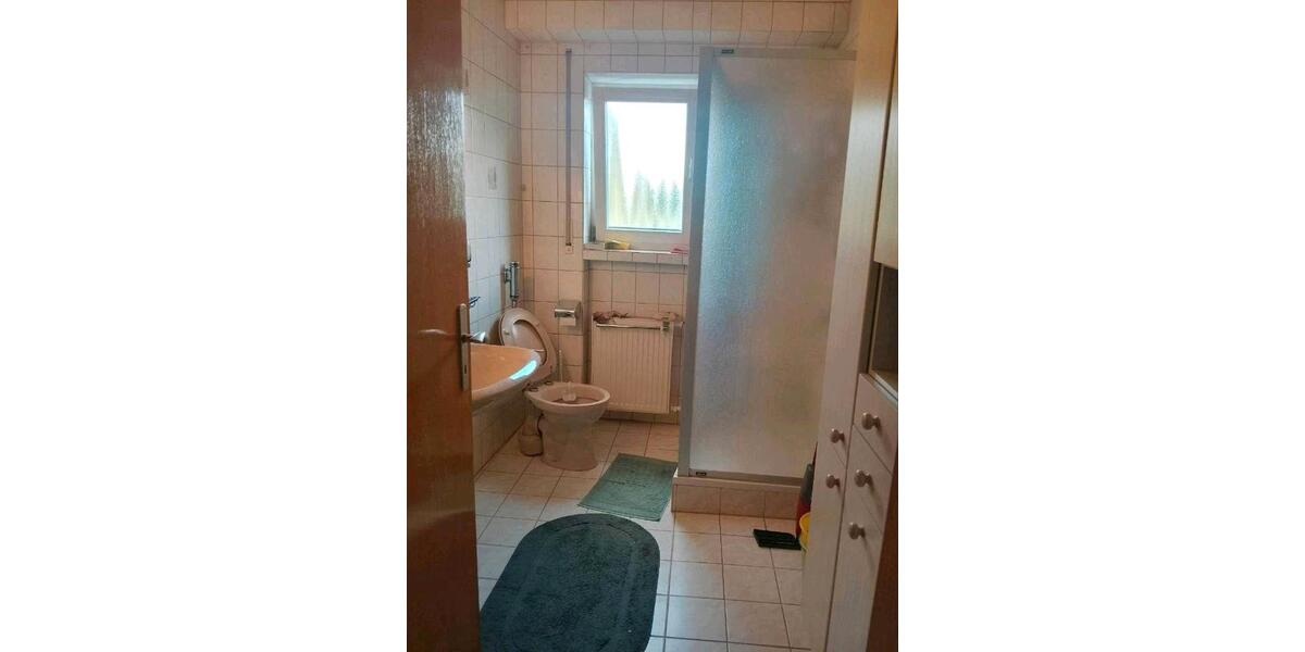 Wohnen auf Zeit Bubenreuth - 4 Zimmer, 10 m&sup2;, 395&euro; | Angebot:26613341