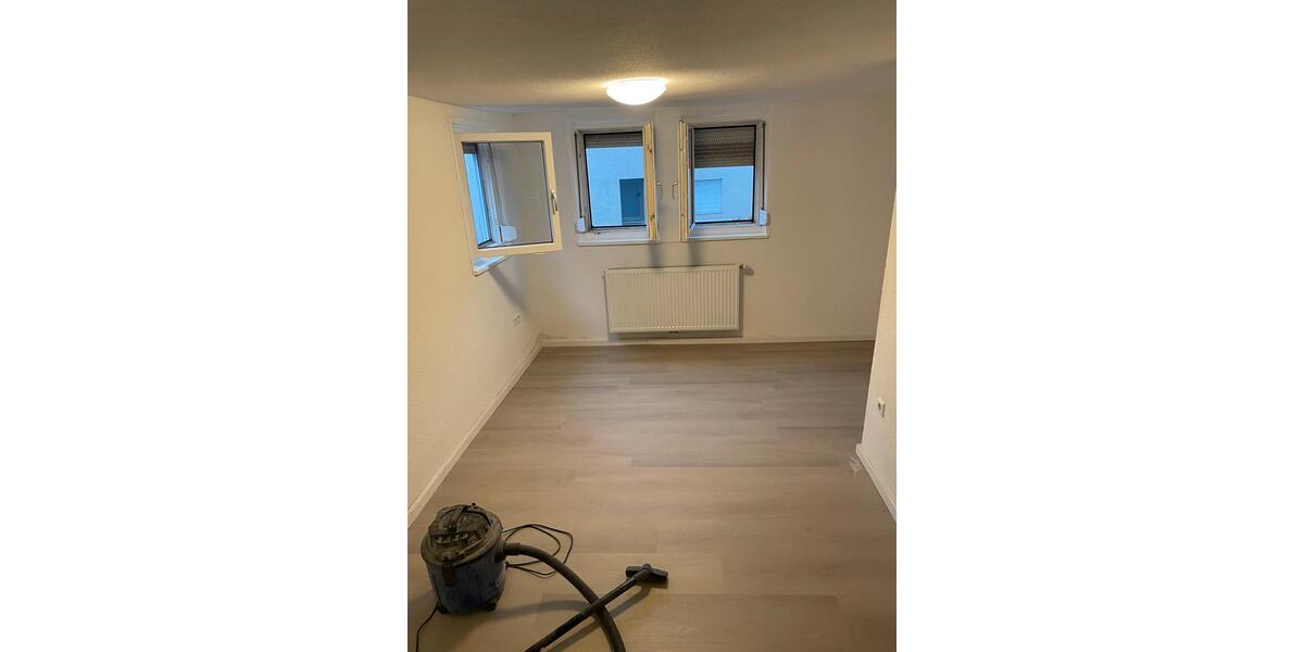 Etagenwohnung Fellbach - 4 Zimmer, 15 m&sup2;, 410&euro; | Angebot:26212061