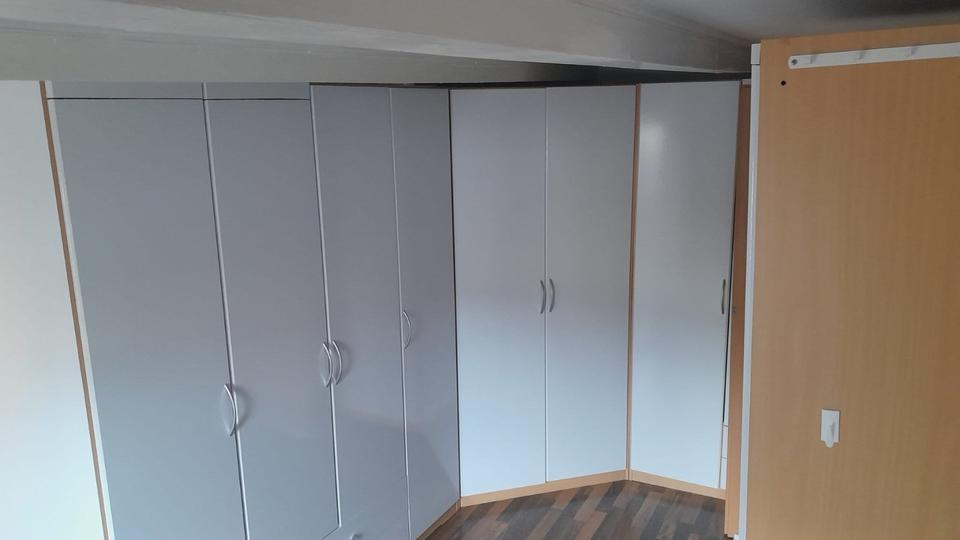 Dachgeschoßwohnung Oelsnitz (Vogtland) - 3 Zimmer, 52 m&sup2;, 240&euro; | Angebot:26109382