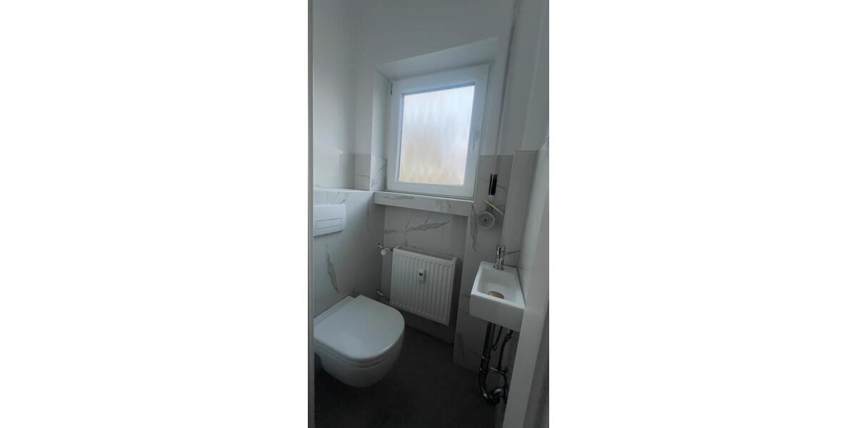 Etagenwohnung Remagen - 4 Zimmer, 107 m&sup2;, 1.200&euro; | Angebot:26044330