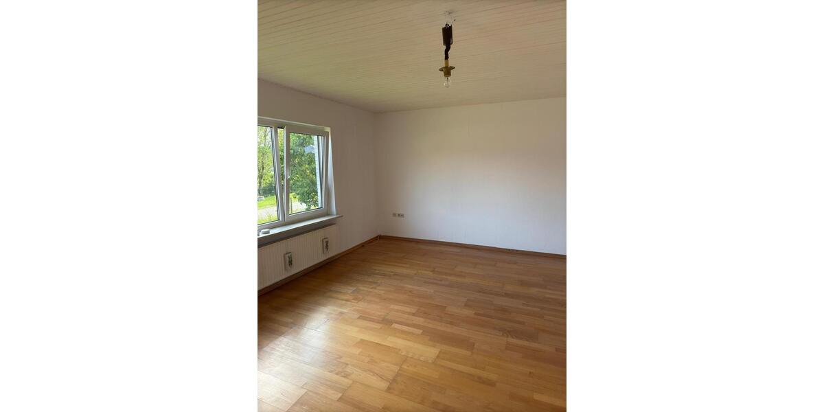Erdgeschoßwohnung Pronstorf - 4 Zimmer, 100 m&sup2;, 1.150&euro; | Angebot:25901407