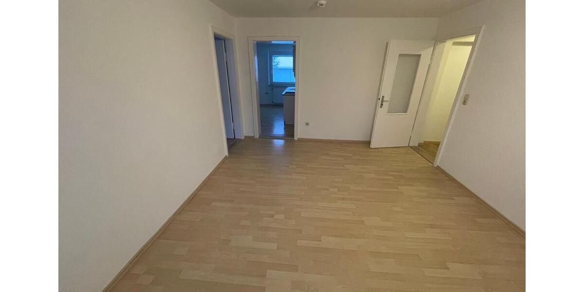 *neu renovierte* 3-Zimmer + Küche + Bad, ca. 50qm 3 zimmer