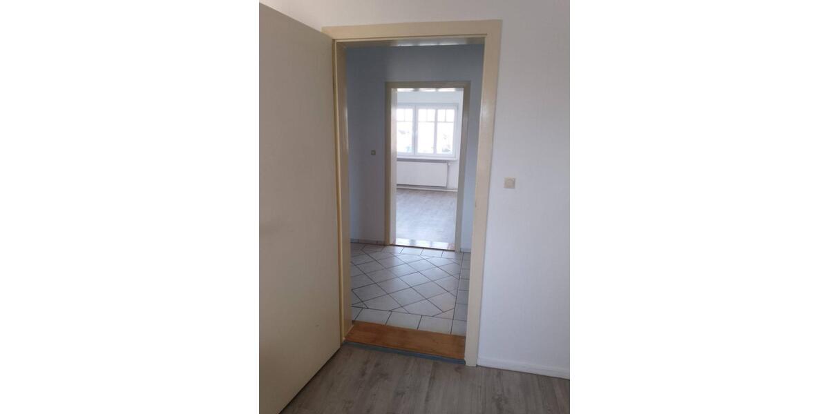 Etagenwohnung Tribsees - 4 Zimmer, 68 m&sup2;, 350&euro; | Angebot:25839944