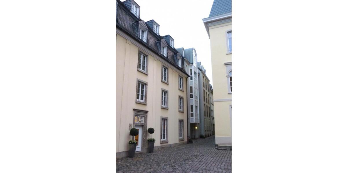 CARLSTADT, 2 Zi.-Whg. VOLL MÖBLIERT, BÜRO, MARMOR-BÄDER, GÄSTE-DUSCHBAD, LOGGIABALKON und AUFZUG ! zimmer