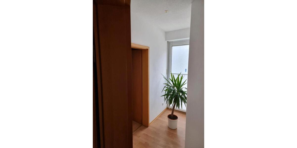 Doppelhaushälfte Straubing - 5 Zimmer, 128 m&sup2;, 1.190&euro; | Angebot:26237543