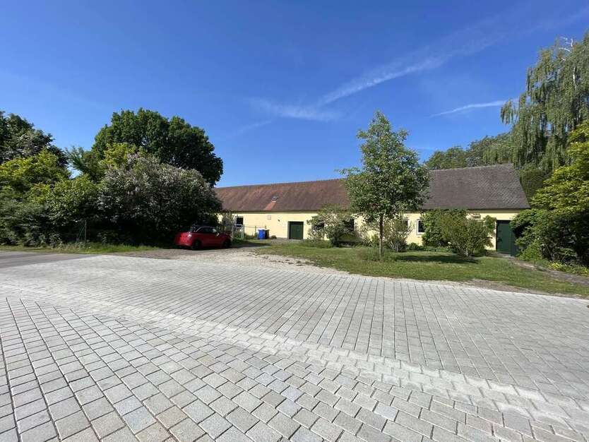Halle in Schrobenhausen Sandizell 1.500 € 230.75 m²