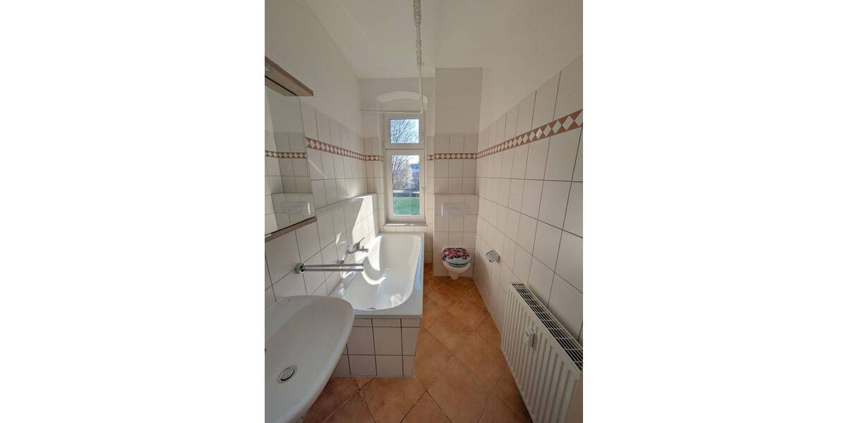 Etagenwohnung Zwickau Pölbitz - 3 Zimmer, 93 m&sup2;, 560&euro; | Angebot:26758903