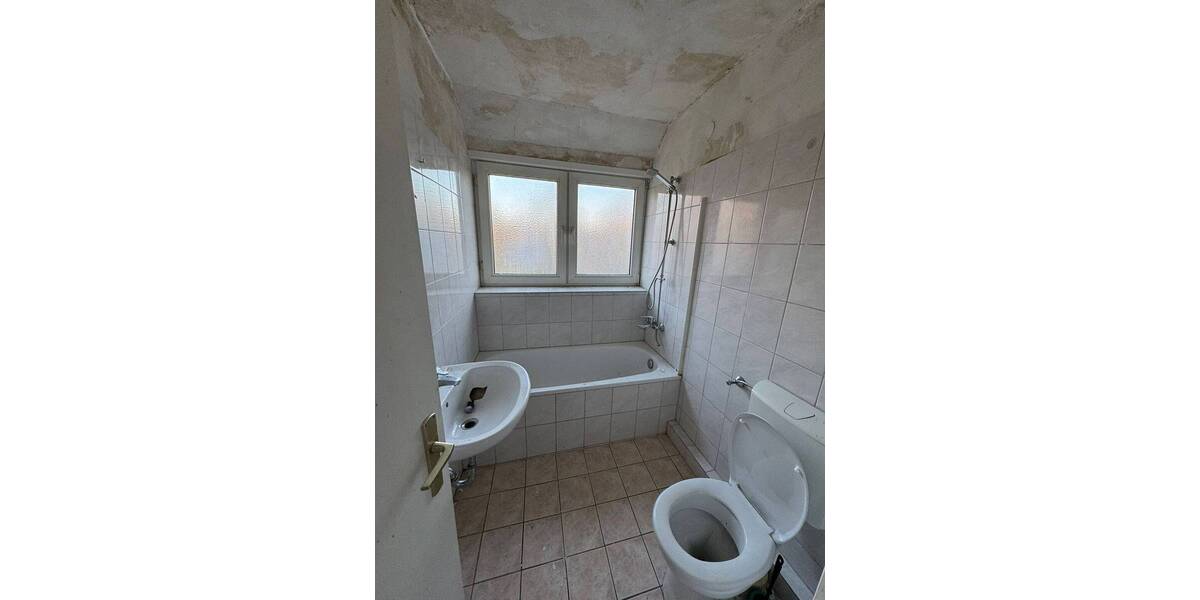 Etagenwohnung Lauenförde - 3 Zimmer, 57 m&sup2;, 330&euro; | Angebot:26203652