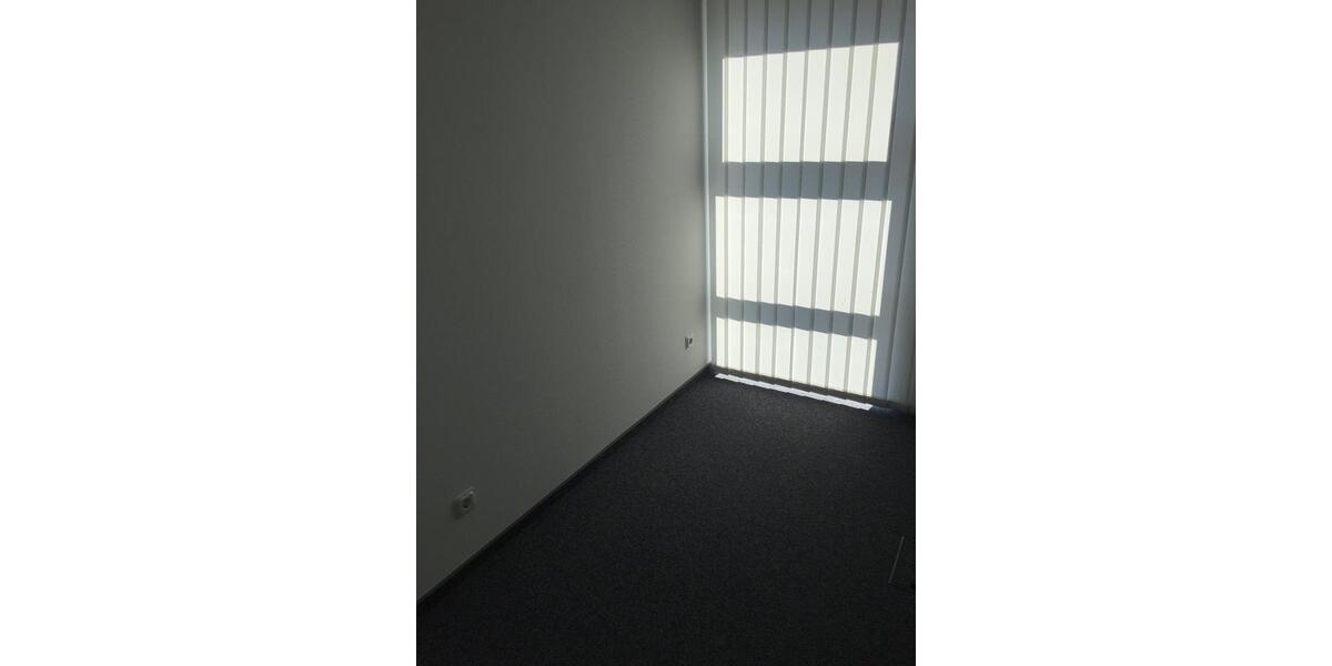 Gewerbeobjekt Sankt Ingbert - 900&euro; | Angebot:24211481